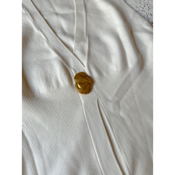 Commense Off White Knit V-neck Sweater Vest Chunky Textured Gold Buttton Size XS - Picture 3 of 8
